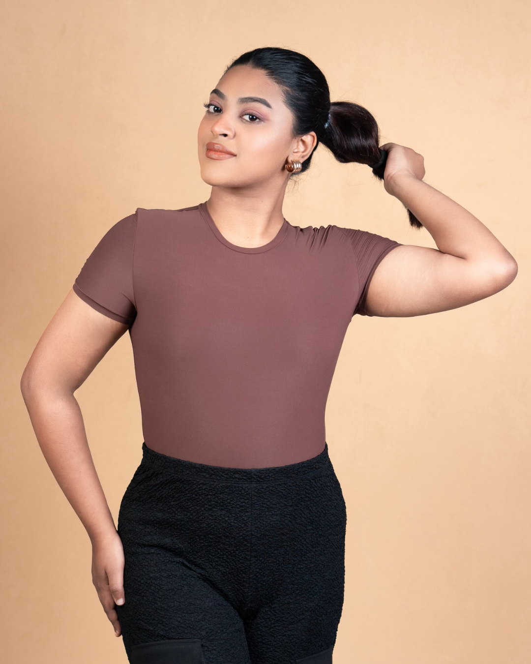 Seamless Sculpting Bodysuit - Half Sleeve